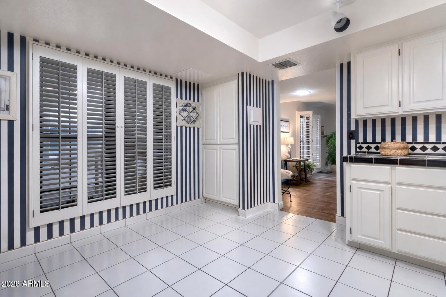 5102 N 31ST Place 412