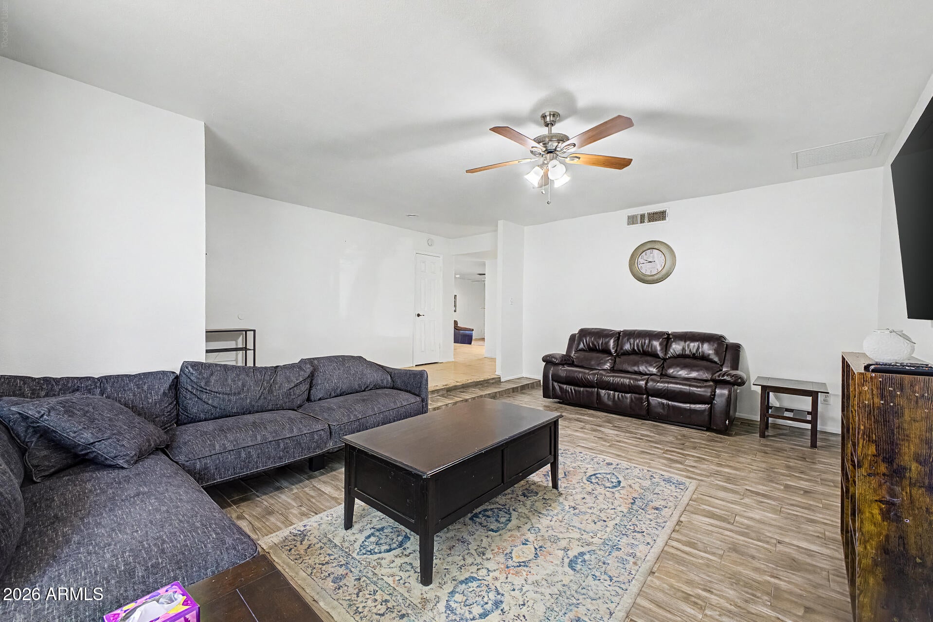 2117 E OXFORD Drive
