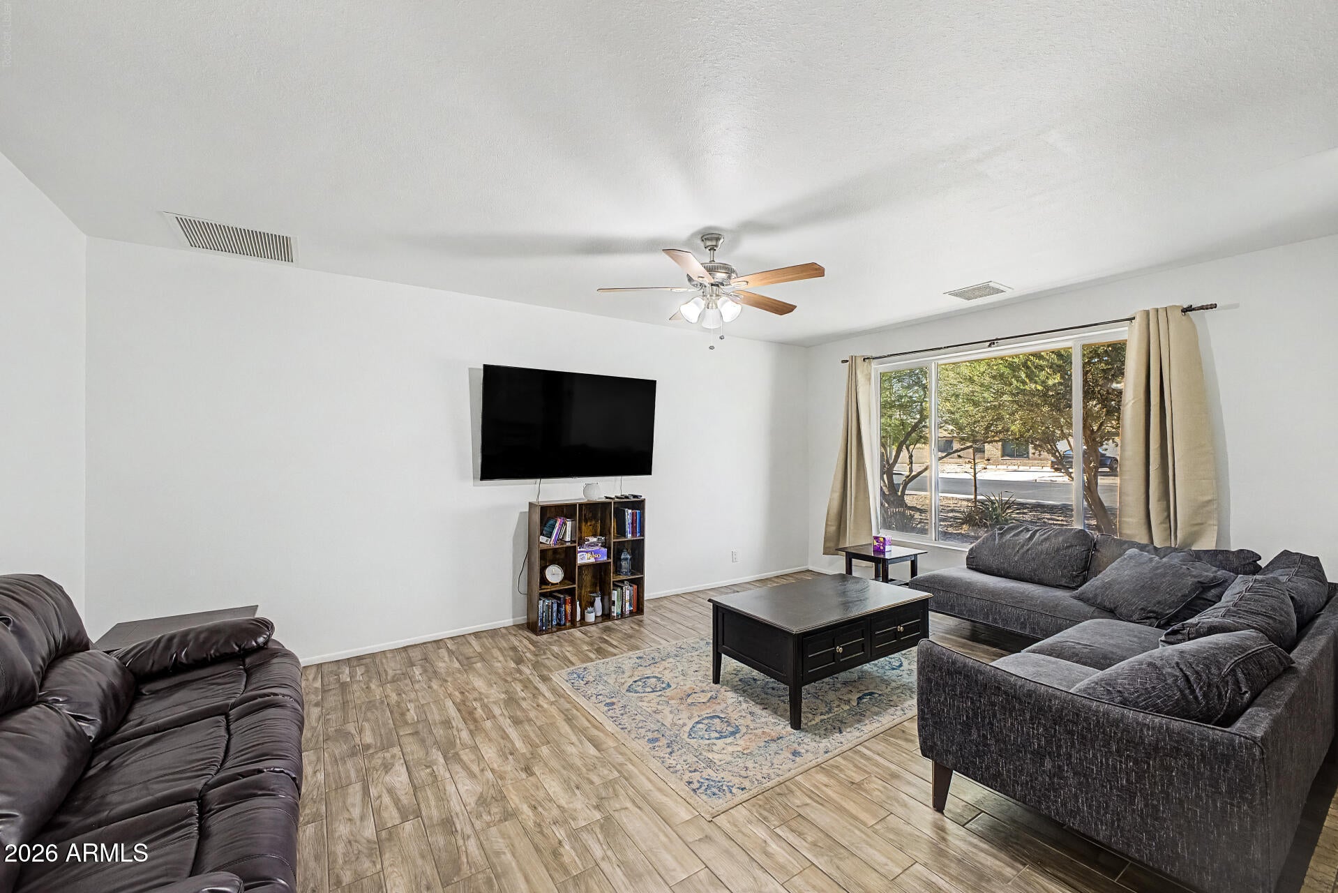 2117 E OXFORD Drive