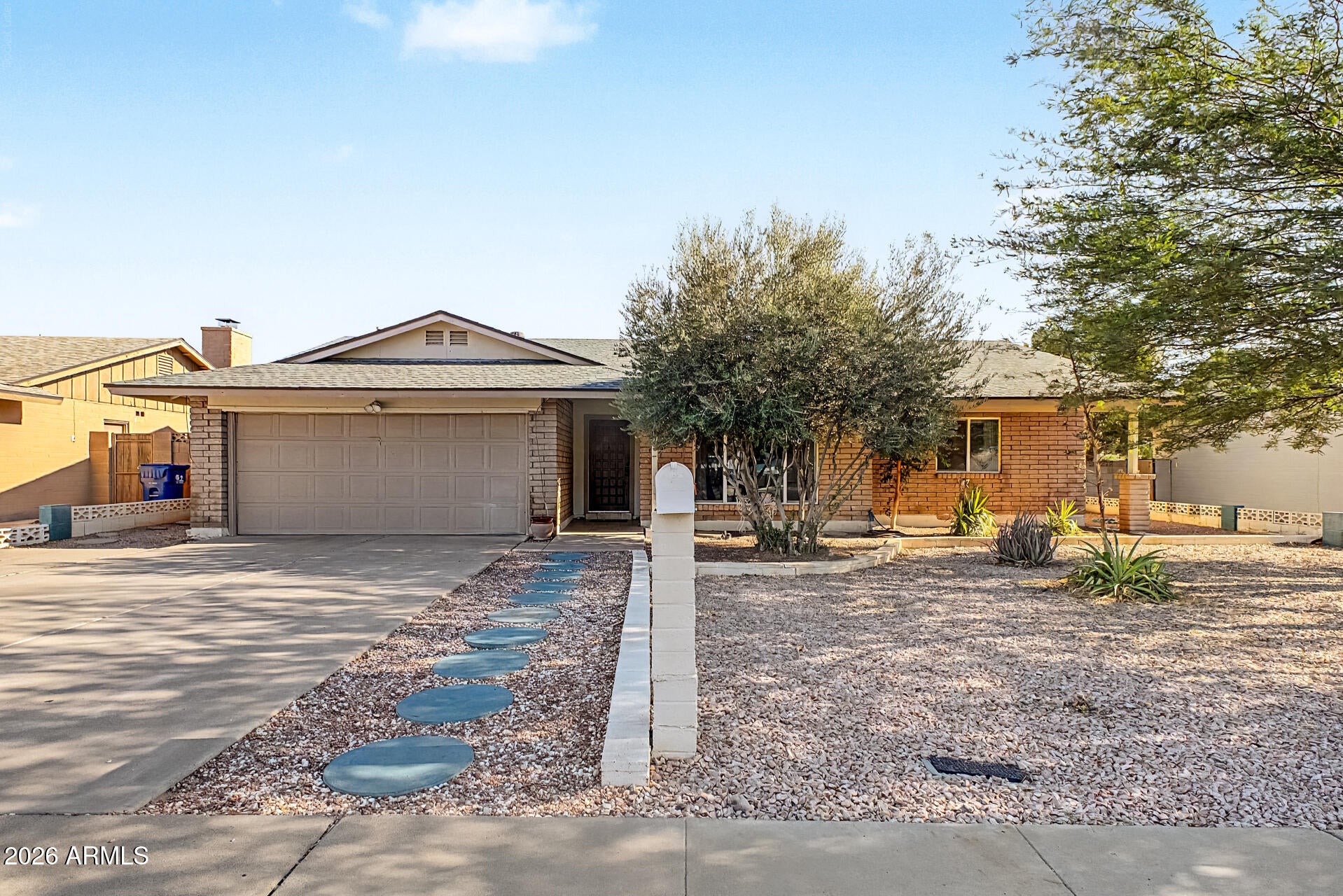 2117 E OXFORD Drive