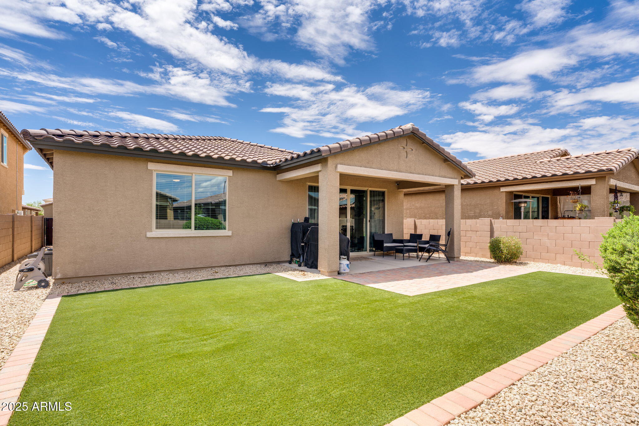 6631 E VIA ARROYO AZUL --