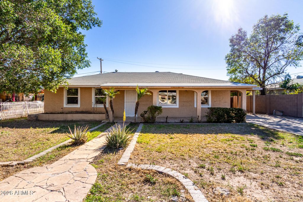 Photo of 65 E 7th Avenue, Mesa, AZ 85210 (MLS # 6976968)