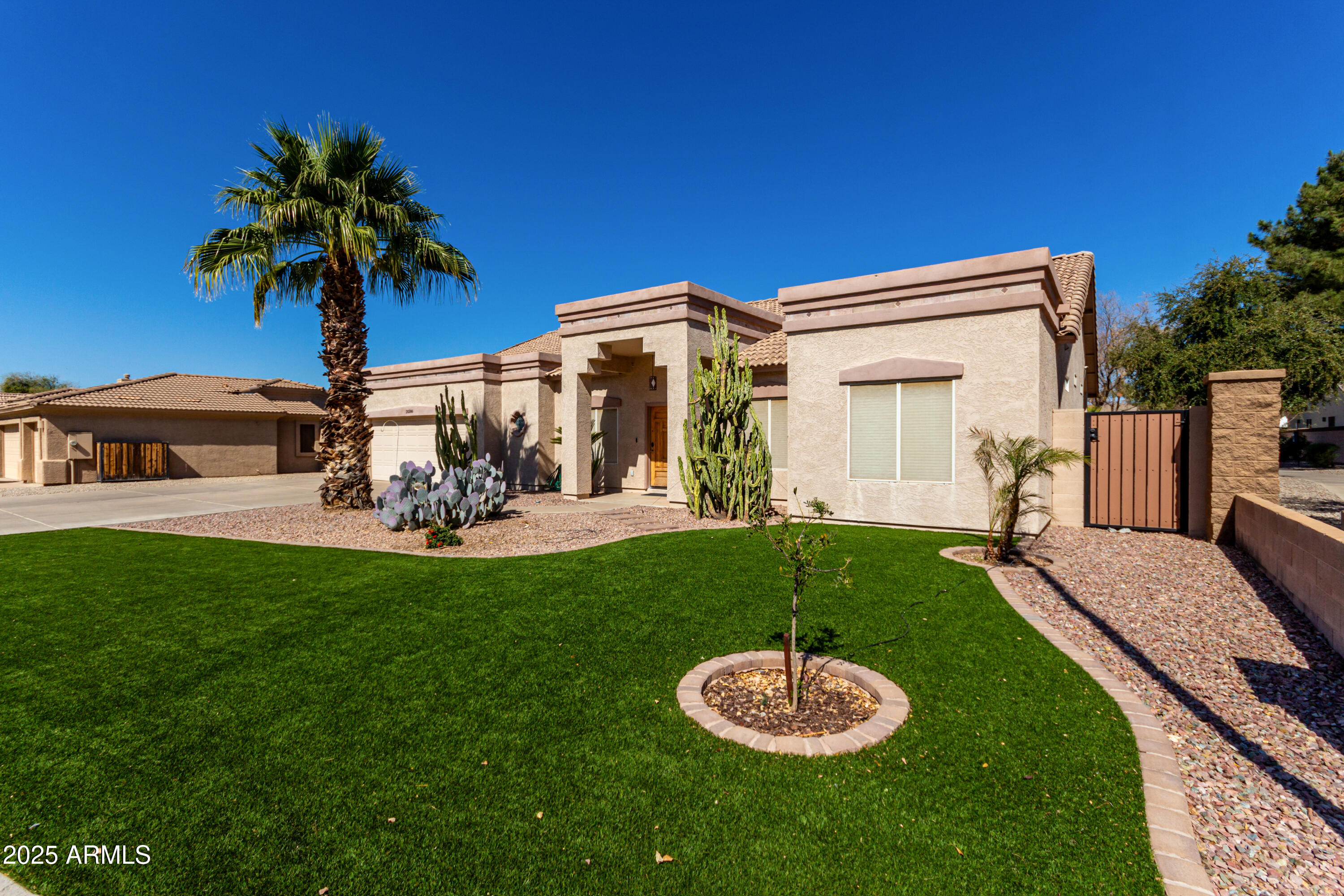 Homes 3 20386 E BRONCO Drive