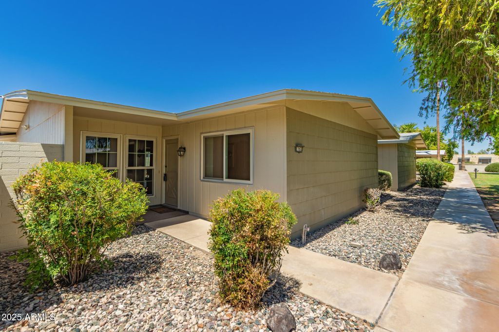 Photo of 17058 N 106th Avenue, Sun City, AZ 85373 (MLS # 6898323)