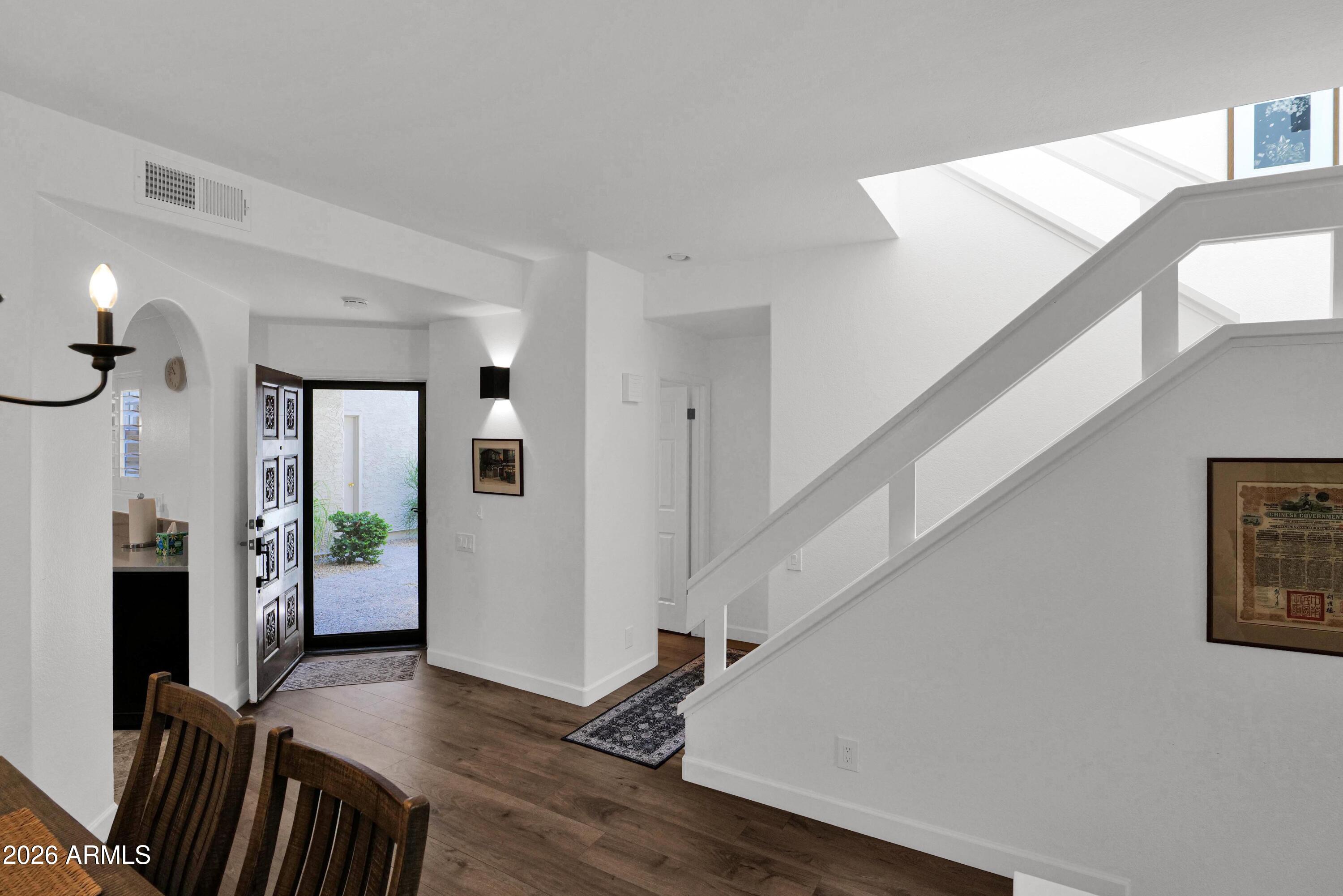 10017 E MOUNTAIN VIEW Road 1062