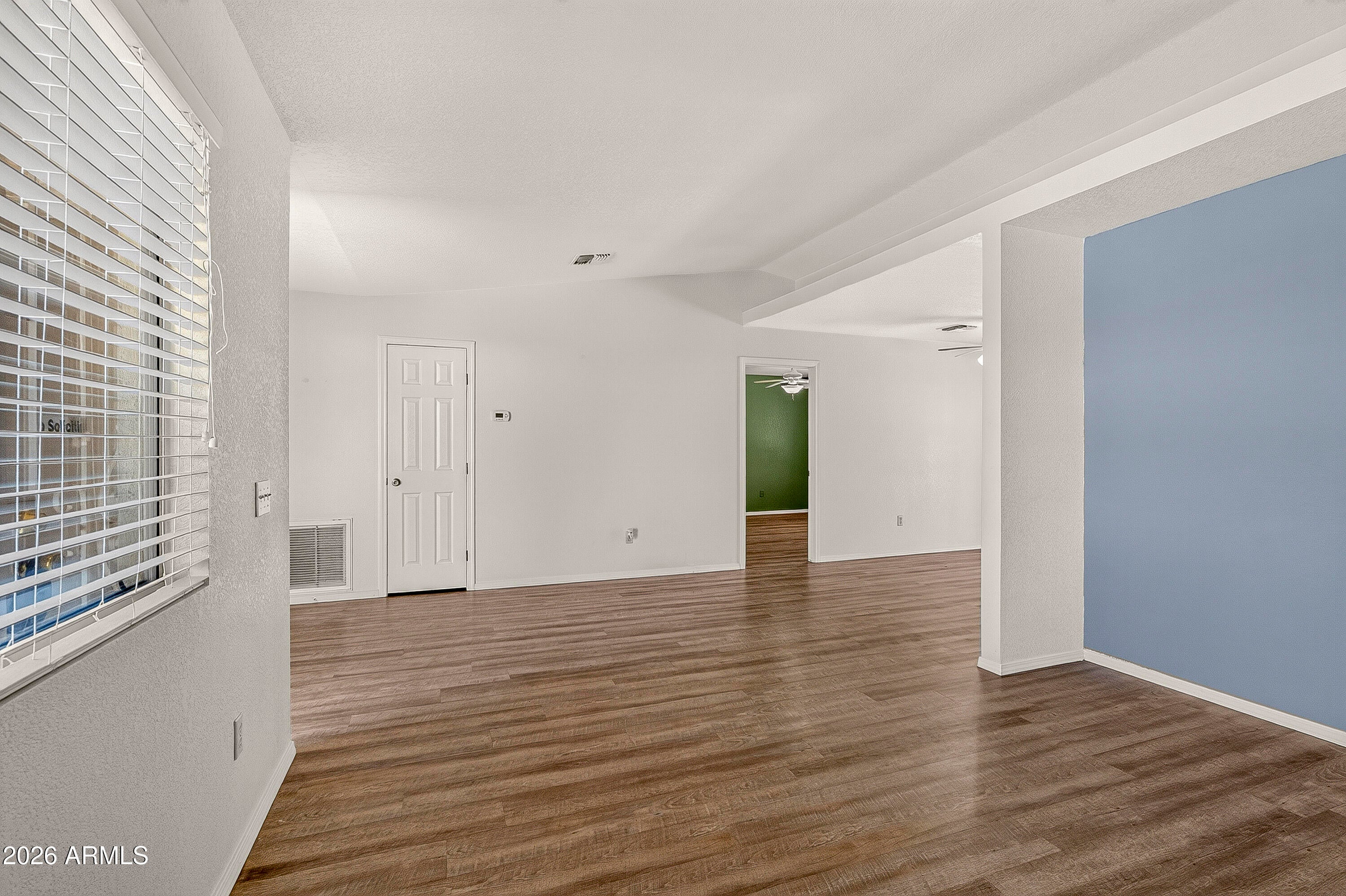 437 W AZURE Place