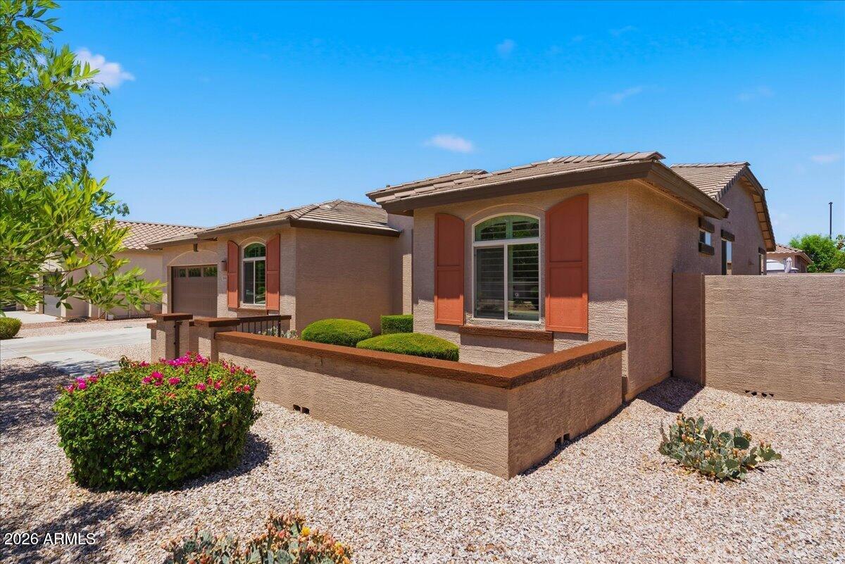 1144 E FURNESS Drive