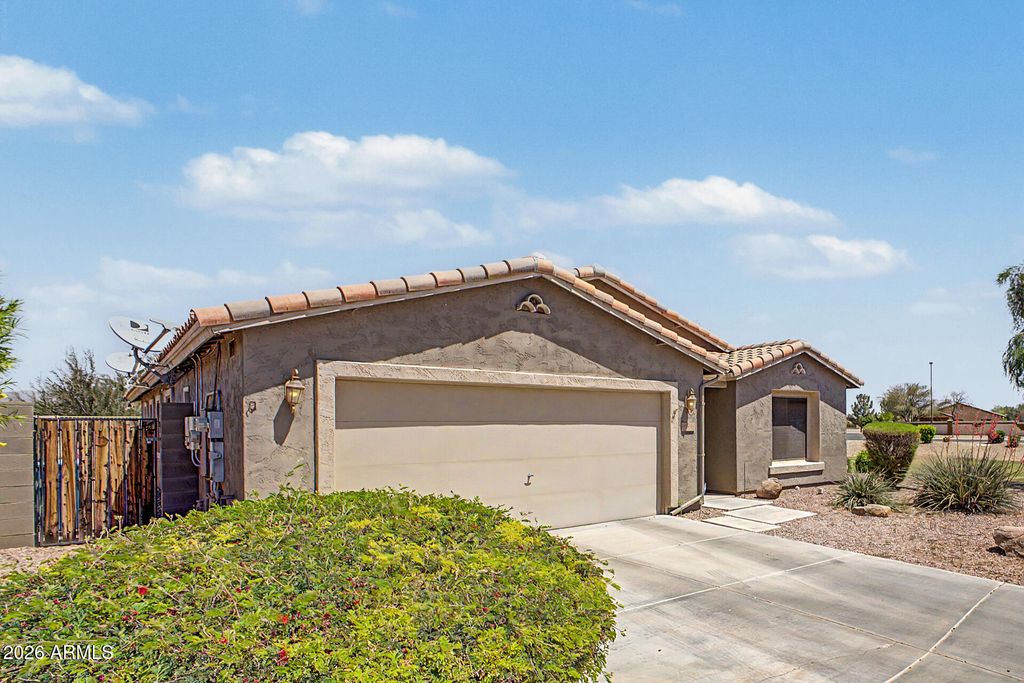 Photo of 25656 W Blue Sky Way, Buckeye, AZ 85326 (MLS # 7017122)