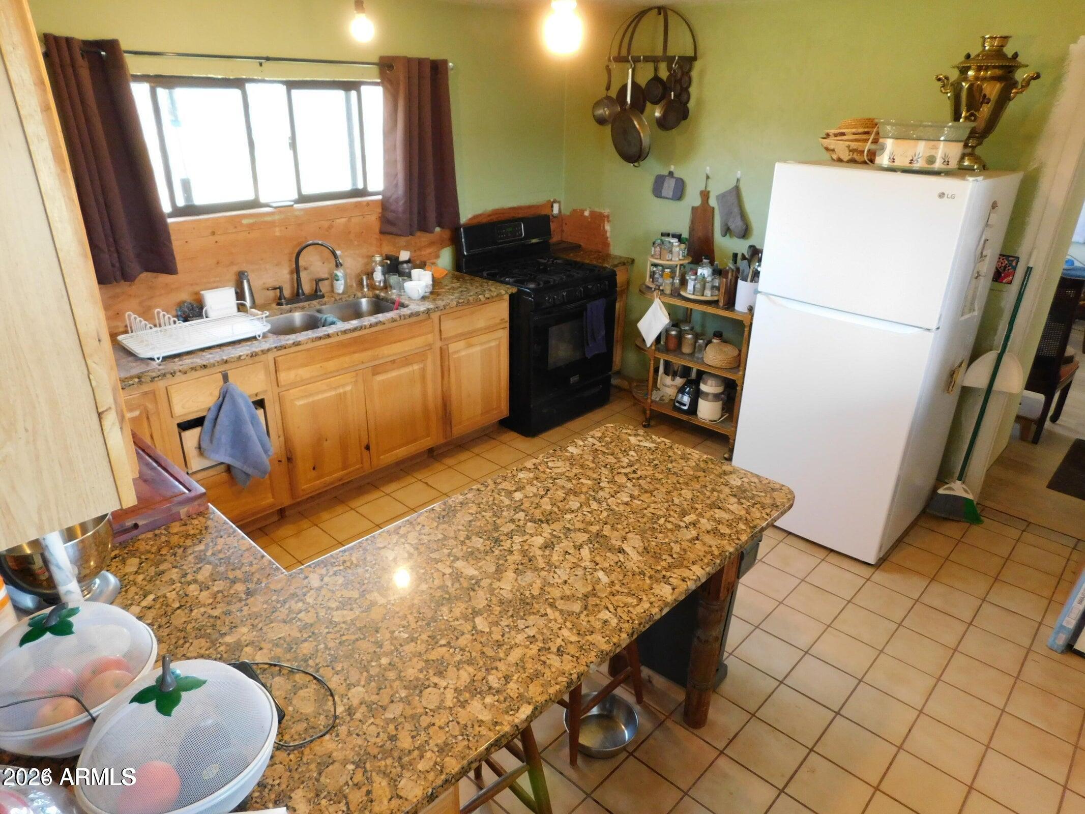 5287 W HUDGINS RANCH Road