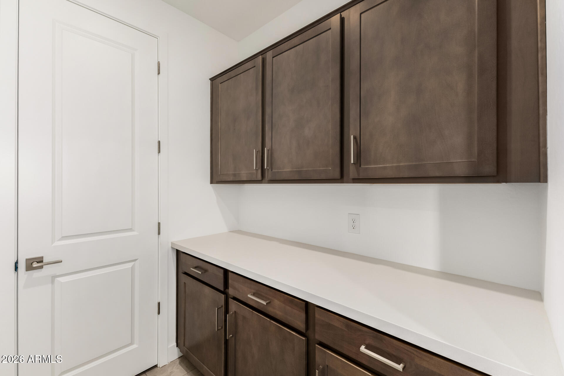 2893 E Mecklenburg Way