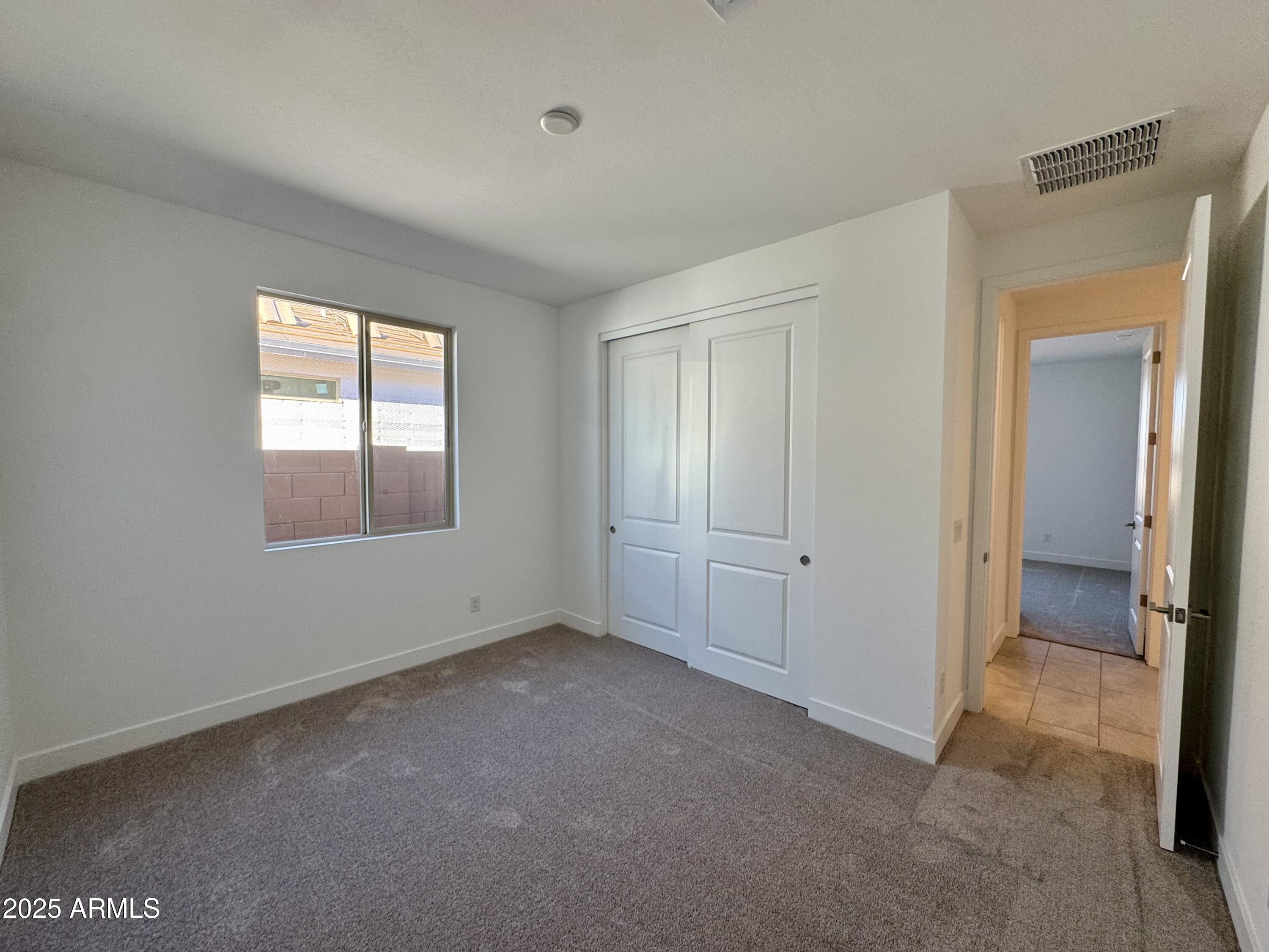 2893 E Mecklenburg Way