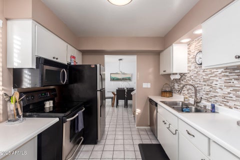 Photo of 4630 N 68th Street #231, Scottsdale, AZ 85251 (MLS # 6956925)