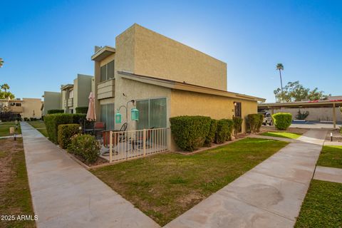 Photo of 4630 N 68th Street #231, Scottsdale, AZ 85251 (MLS # 6956925)