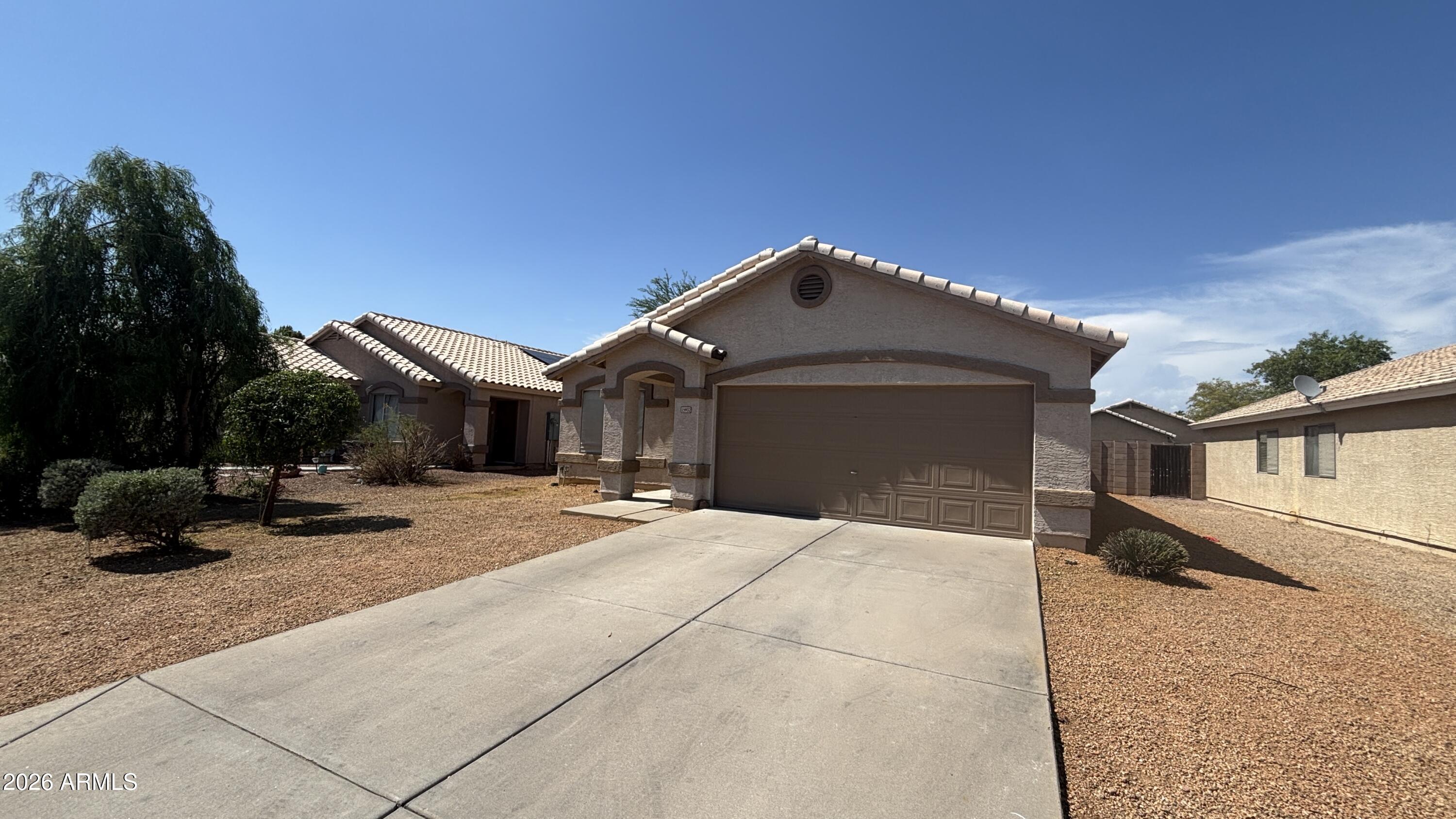 15932 W LUNDBERG Street