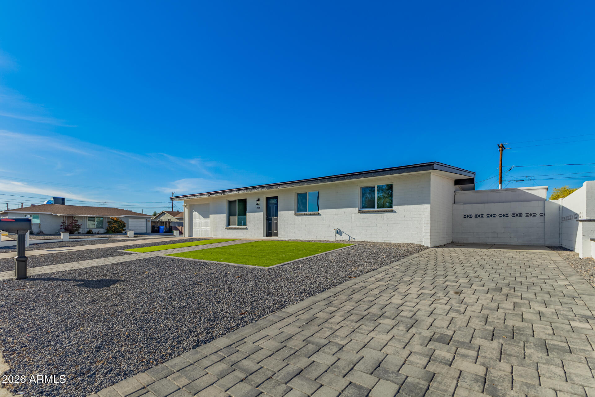 4936 W HIGHLAND Avenue W