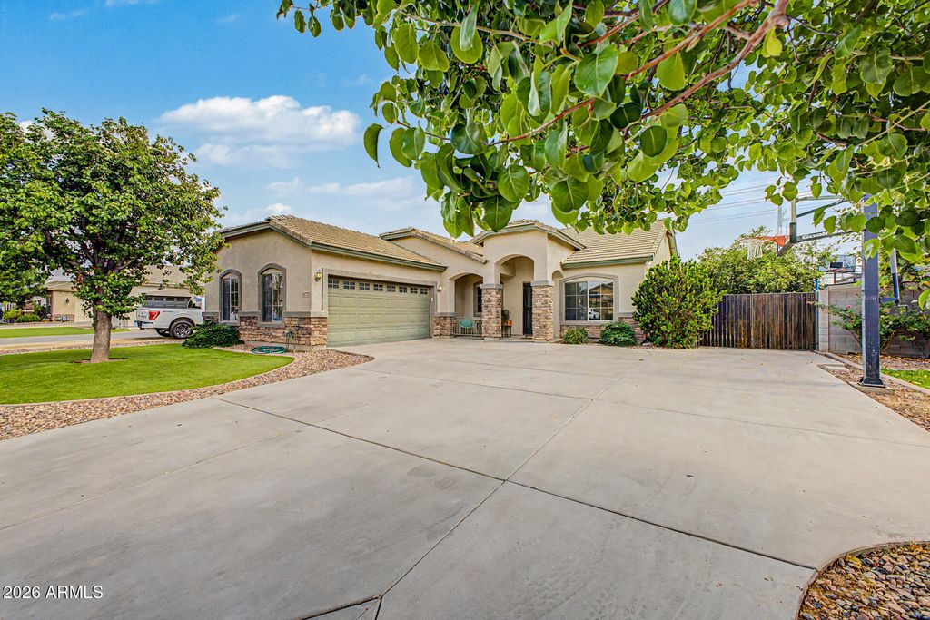 Photo of 21727 E Estrella Road, Queen Creek, AZ 85142 (MLS # 7025355)