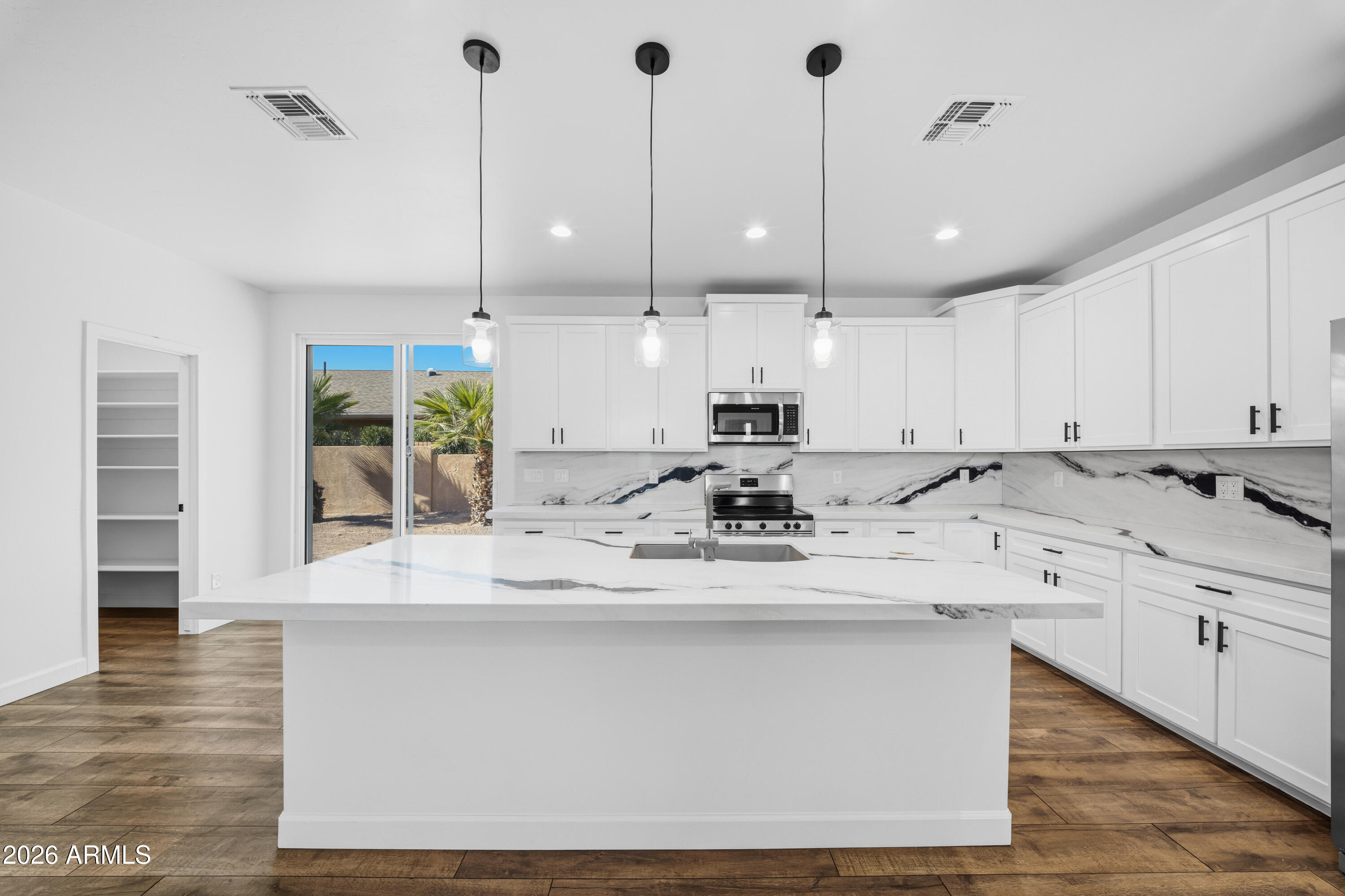 ARIZONA CITY UNIT TEN - Residential
