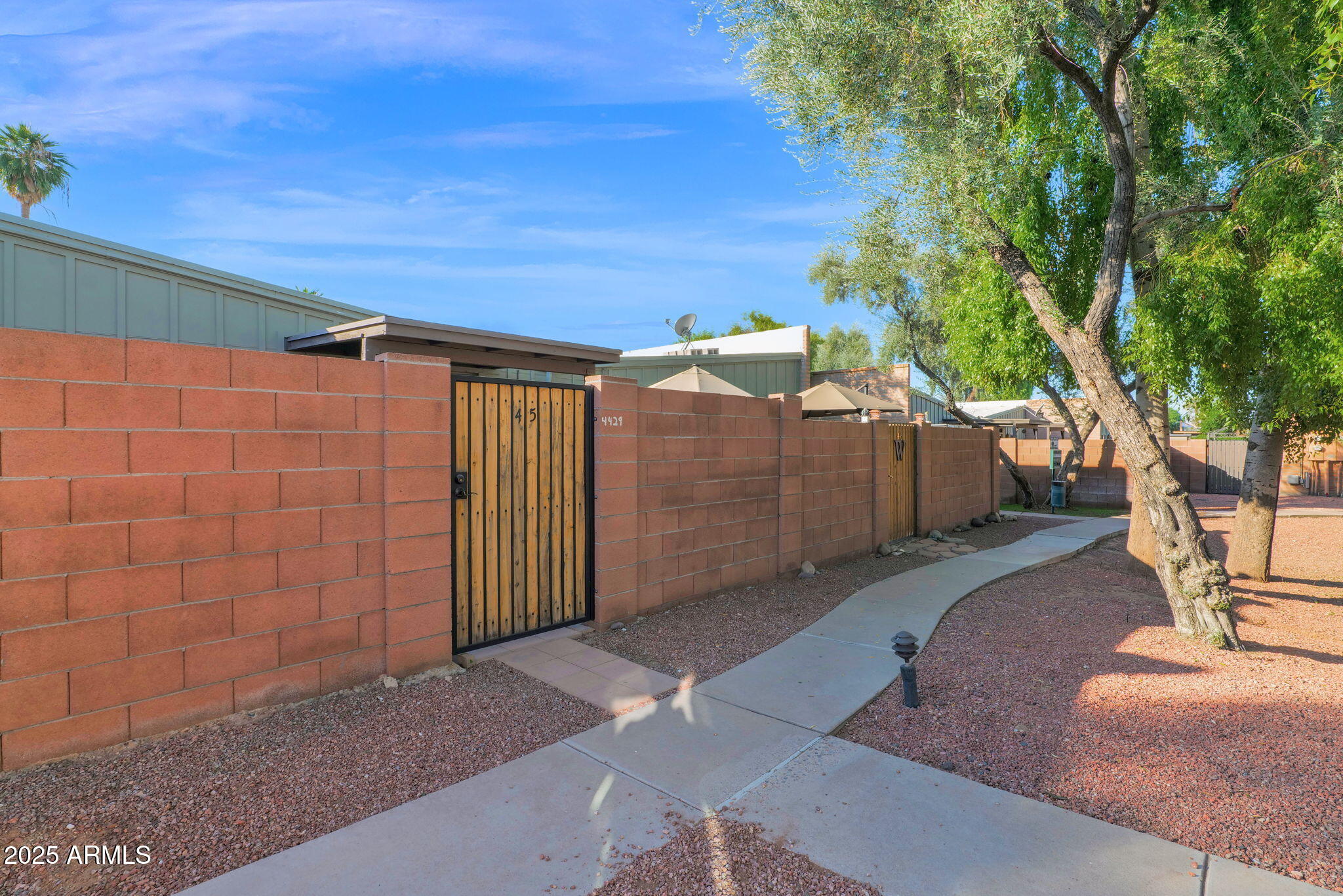 4429 E HUBBELL Street 45