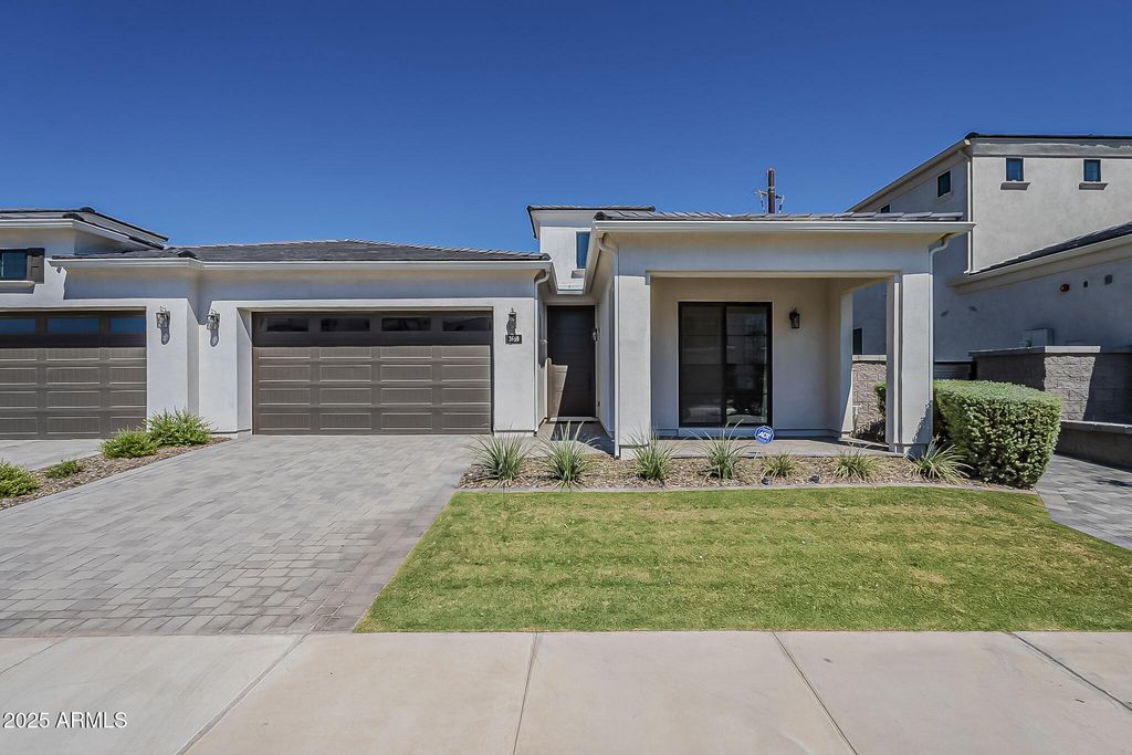 Photo of 2660 E Longhorn Court, Gilbert, AZ 85297 (MLS # 6972662)