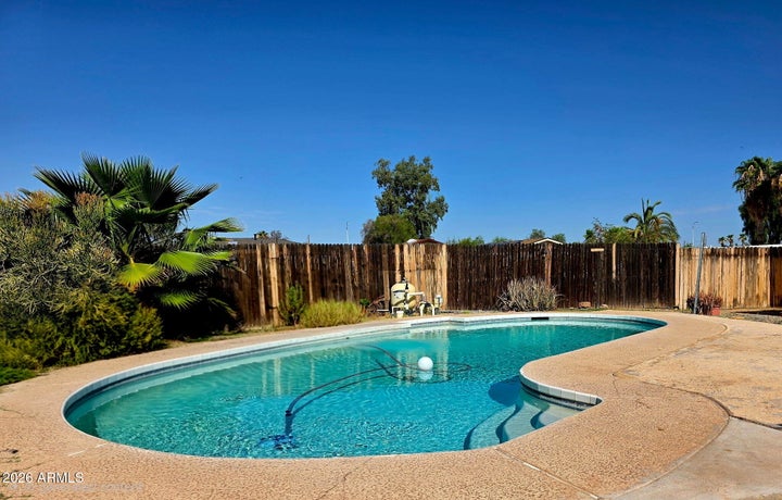 Photo 1 of 26 — 1562 S DESERT VIEW Place, Apache Junction, AZ 85120