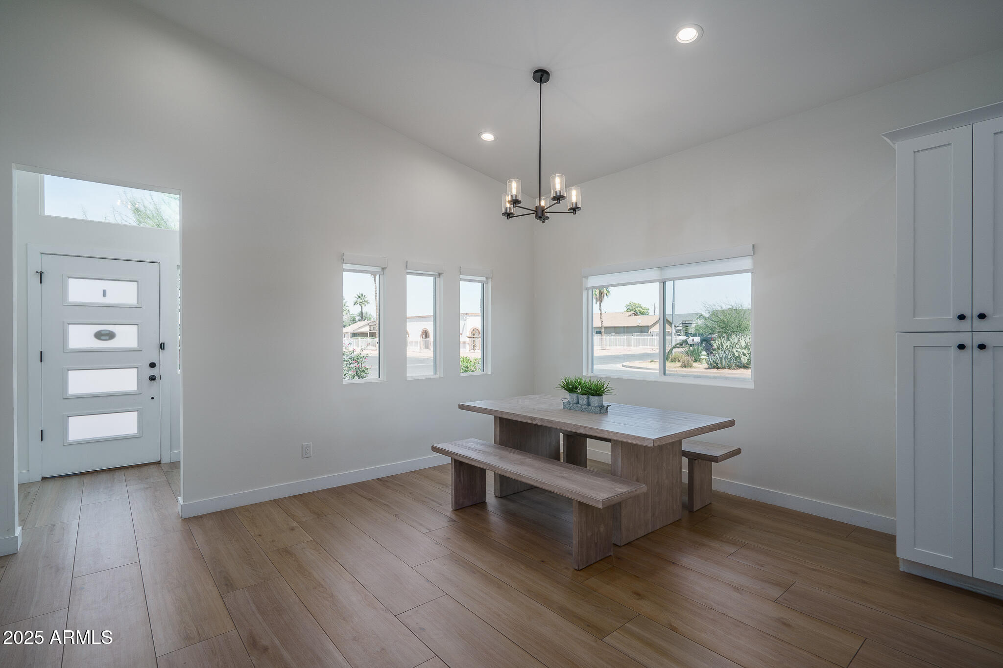 2345 N 28TH Place