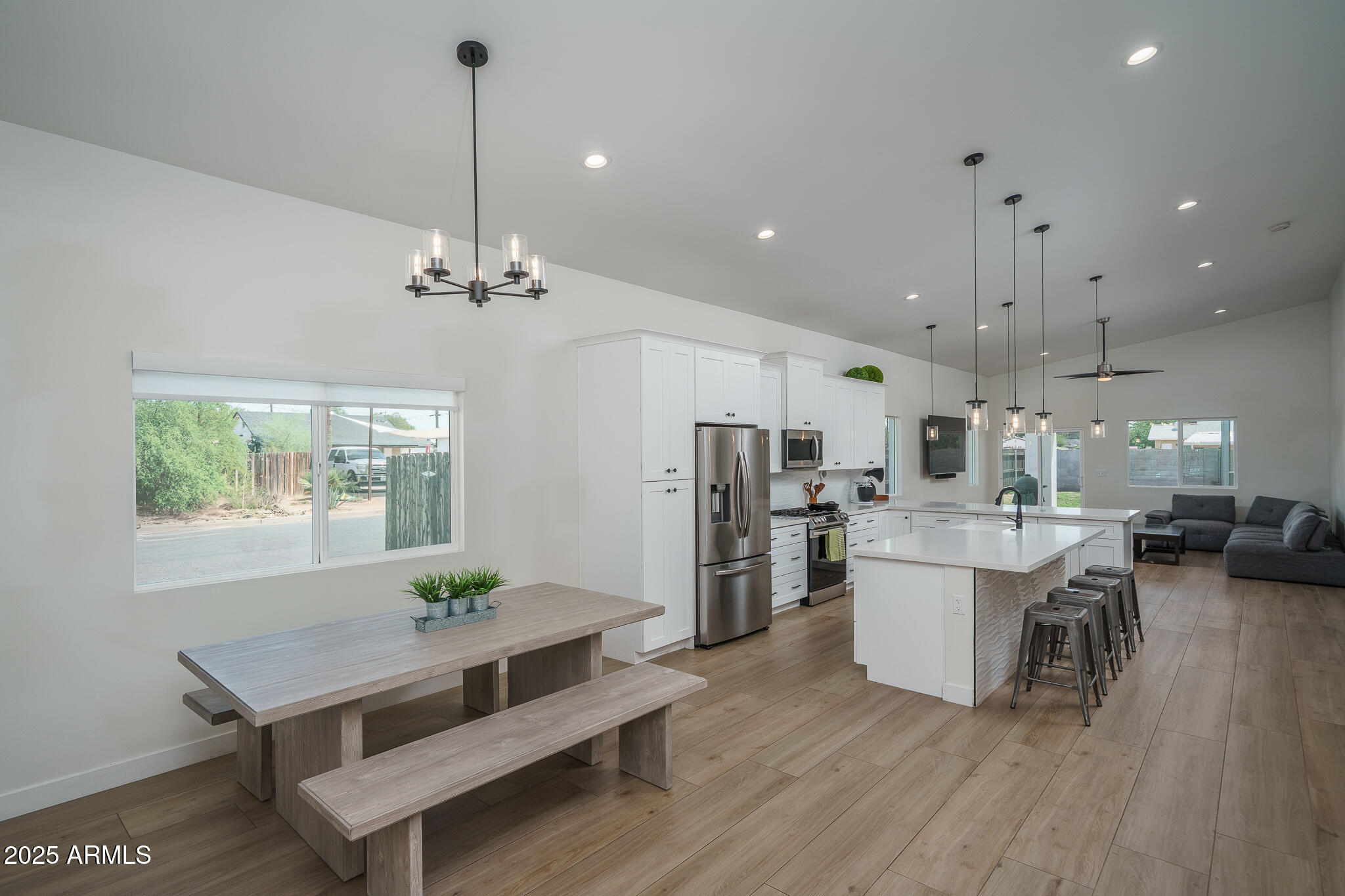 2345 N 28TH Place