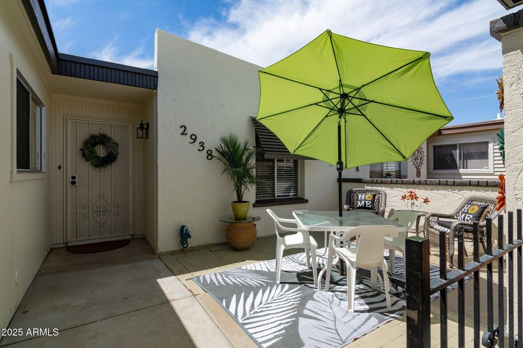 Photo of 2938 S Country Club Way, Tempe, AZ 85282 (MLS # 6859519)