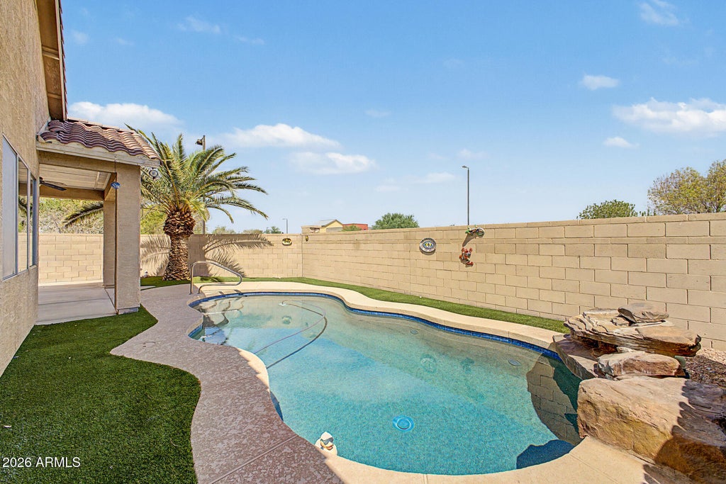 Photo of 34153 N Danja Drive, San Tan Valley, AZ 85144 (MLS # 7074005)