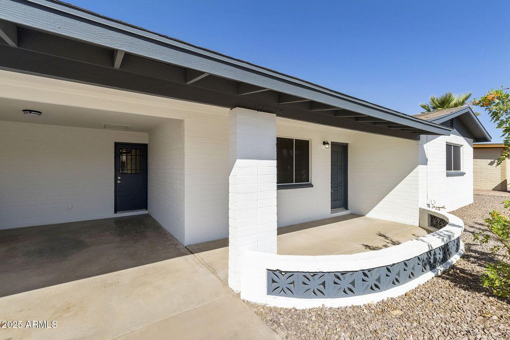 Photo of 1346 S Main Drive, Apache Junction, AZ 85120 (MLS # 6927672)