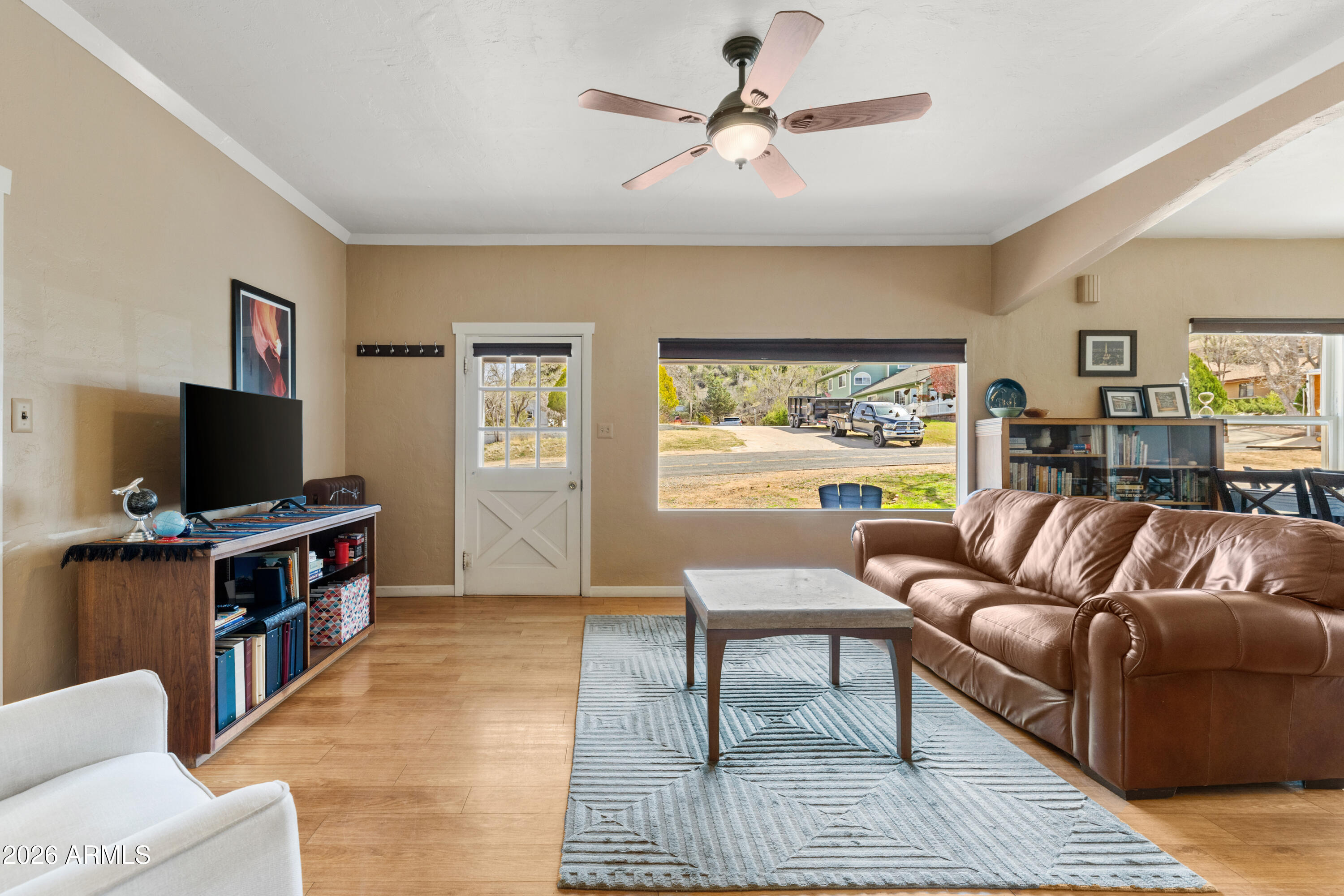 408 S Alarcon Street