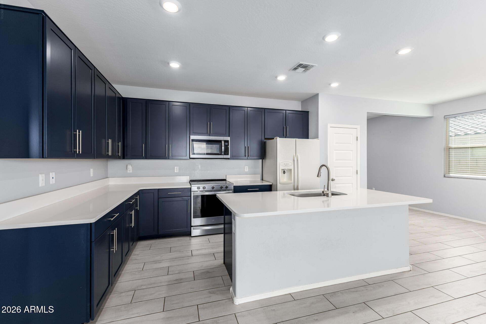 18400 E DONATO Drive