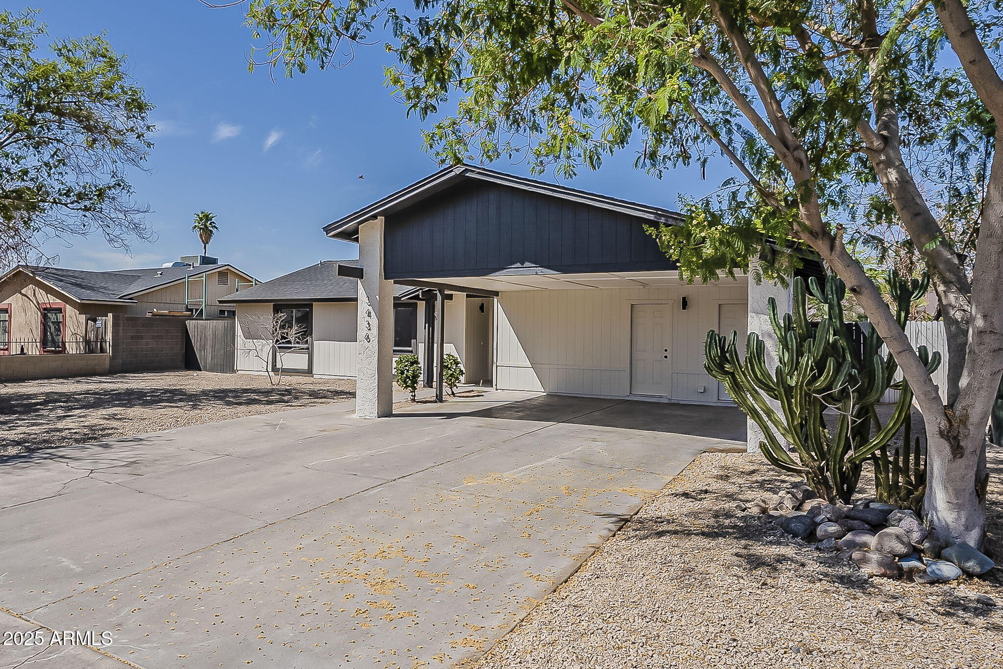 3436 N 89TH Avenue