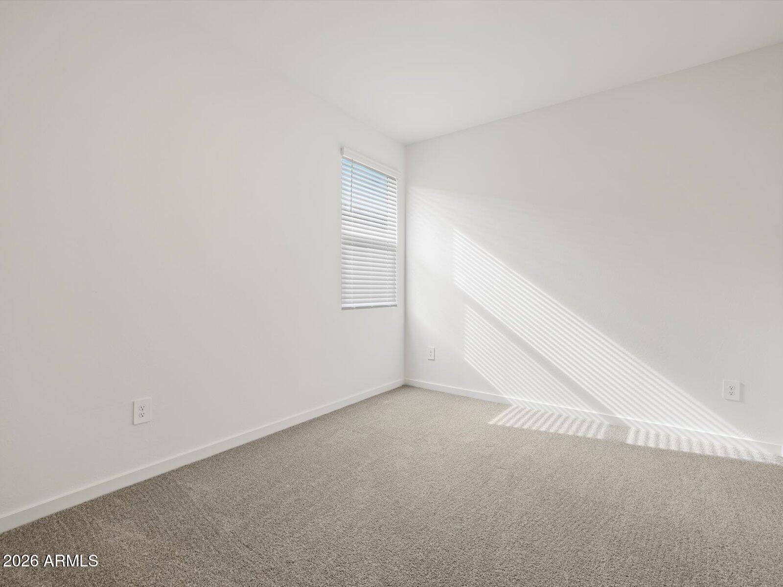 32974 N Vineyard Avenue