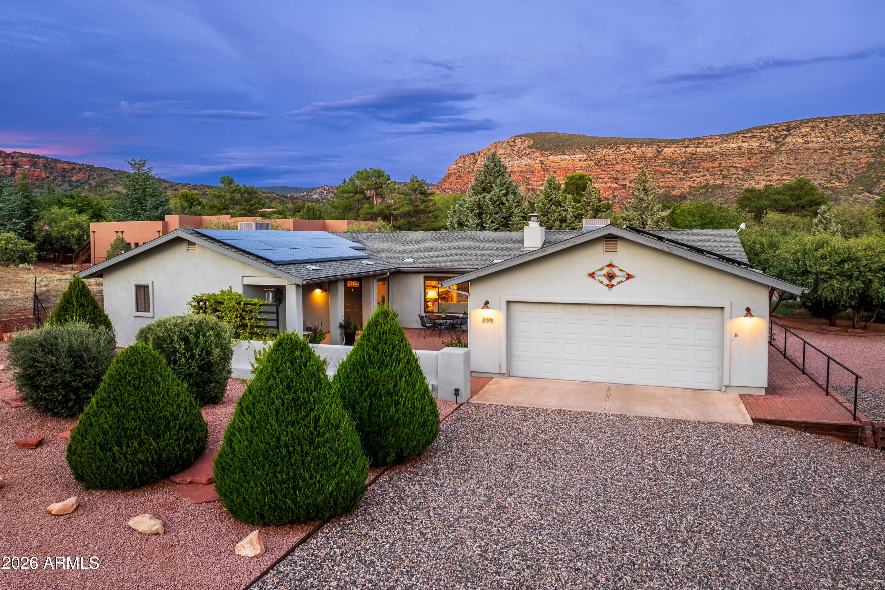 300 RAINTREE Road