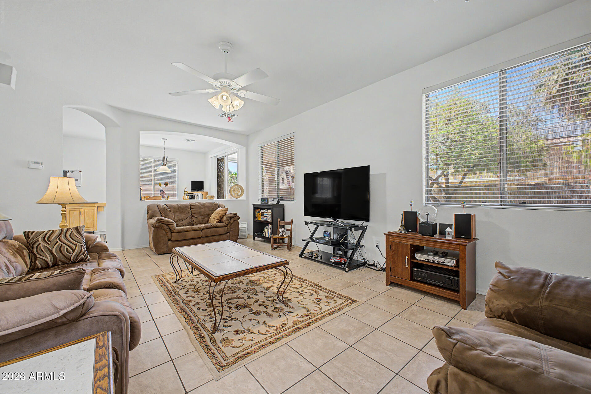 460 W EBONY Way