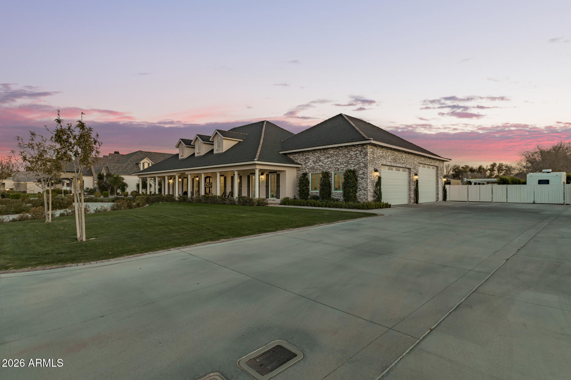 2035 E HAVEN Circle S