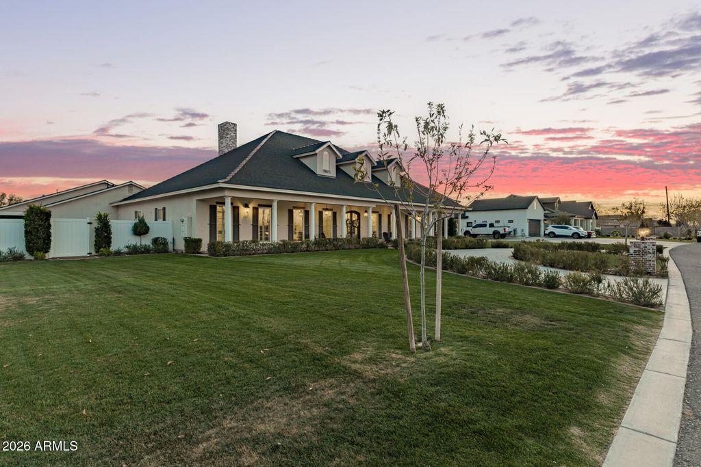 Photo of 2035 E Haven Circle S, Gilbert, AZ 85298 (MLS # 6993712)