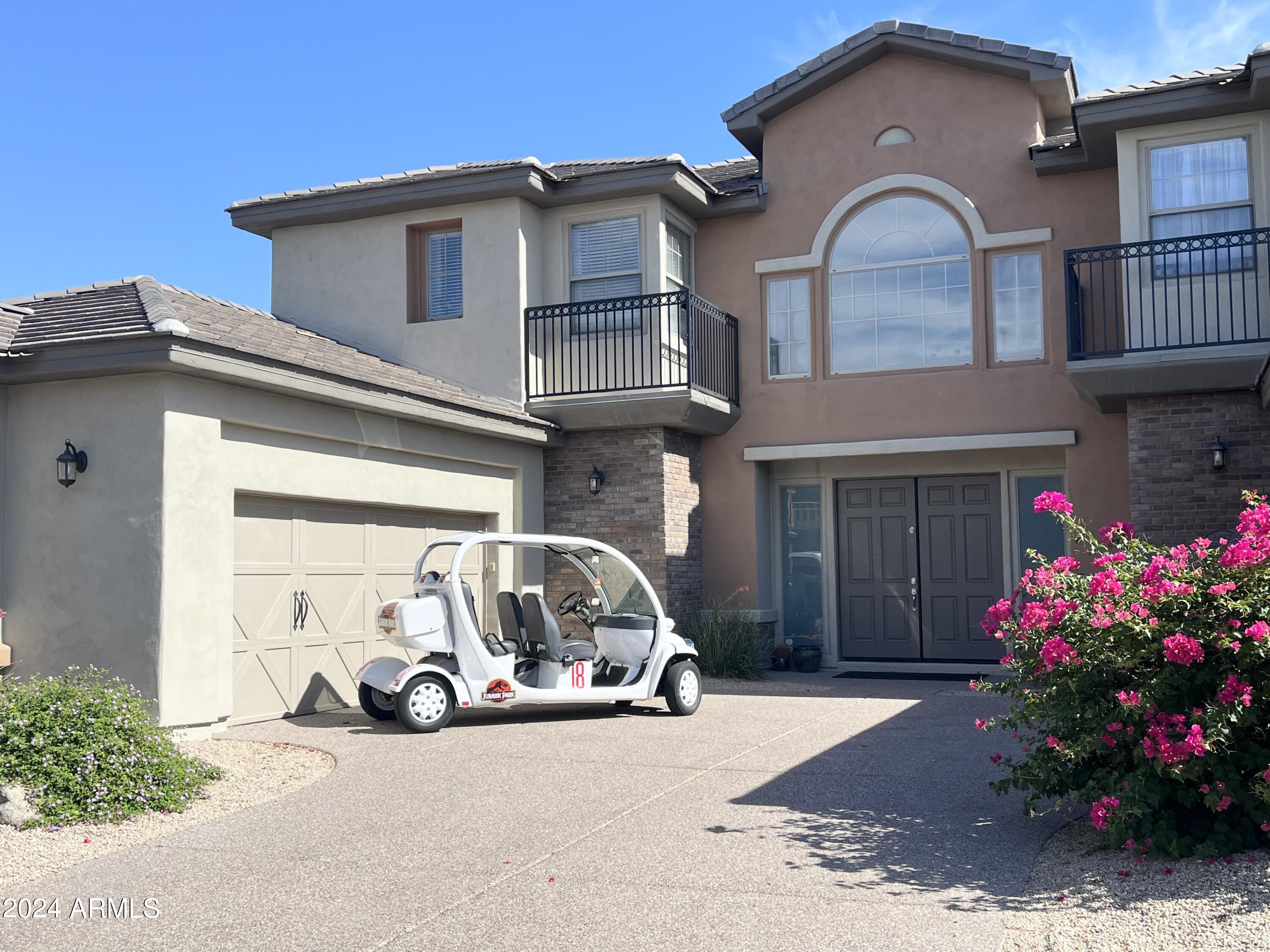 3852 E EXPEDITION Way