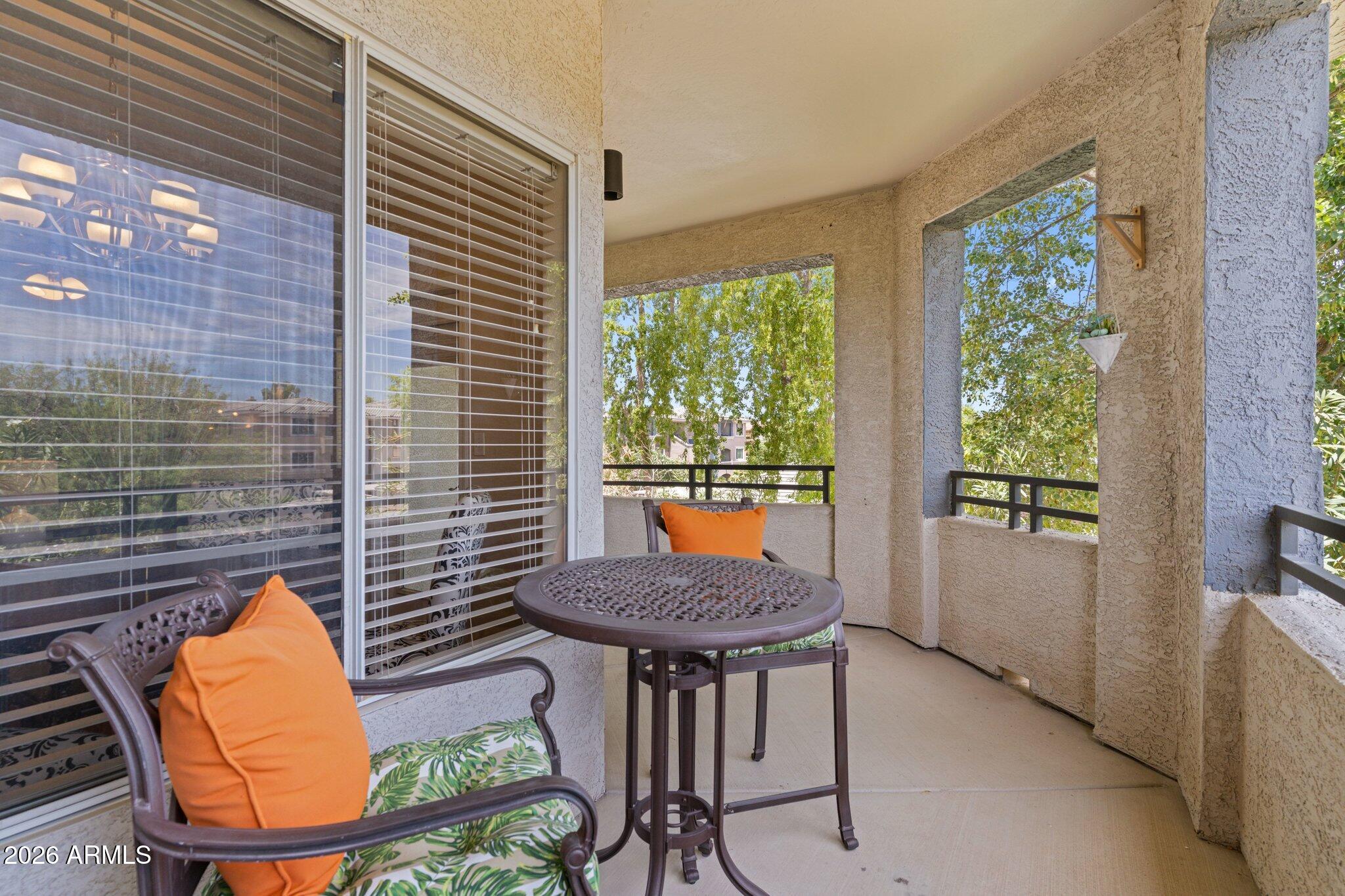 5345 E VAN BUREN Street 309