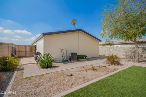 Property photo of 8601 N 103rd Avenue 210, Peoria, AZ 85345
