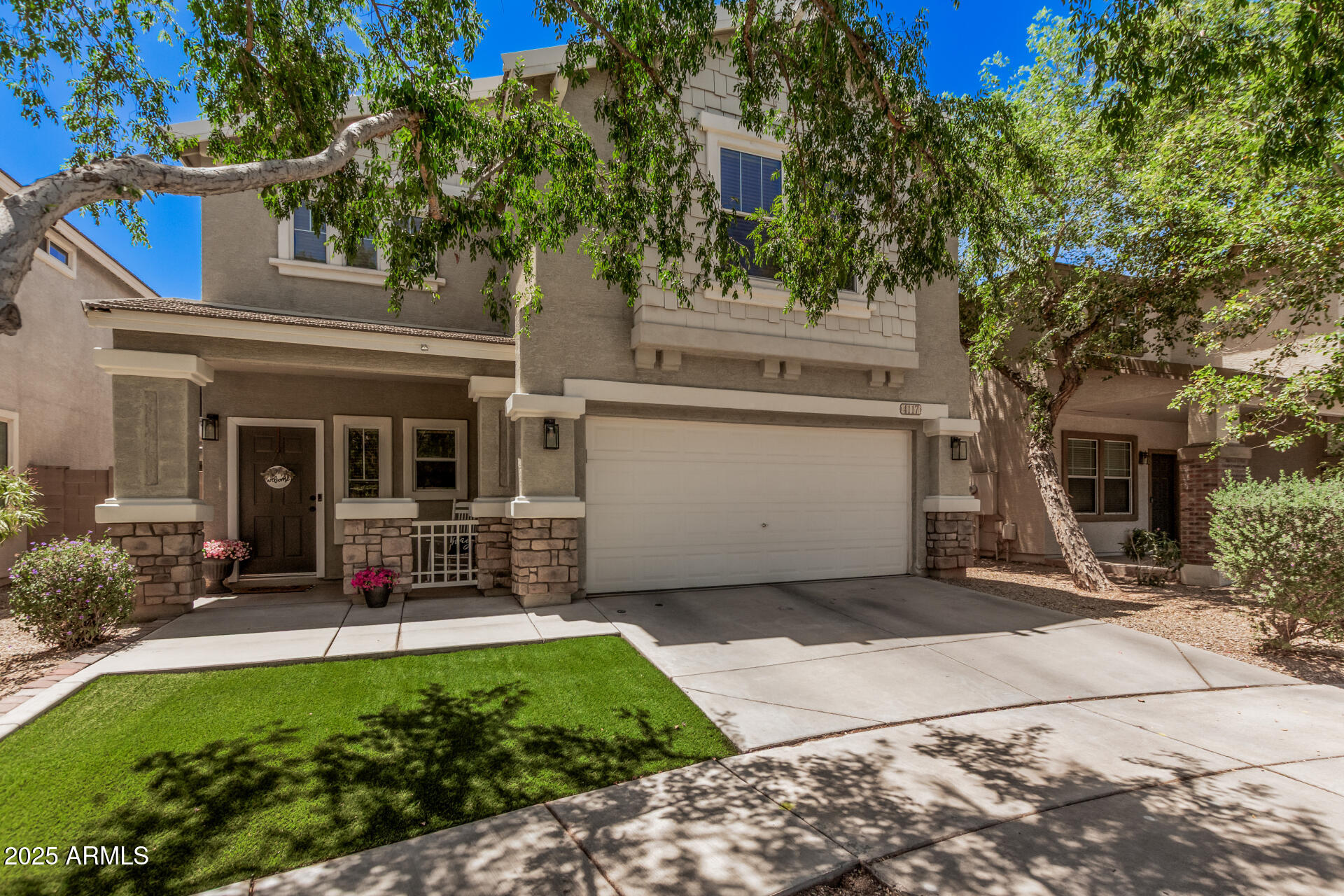 4117 E BAYLOR Lane
