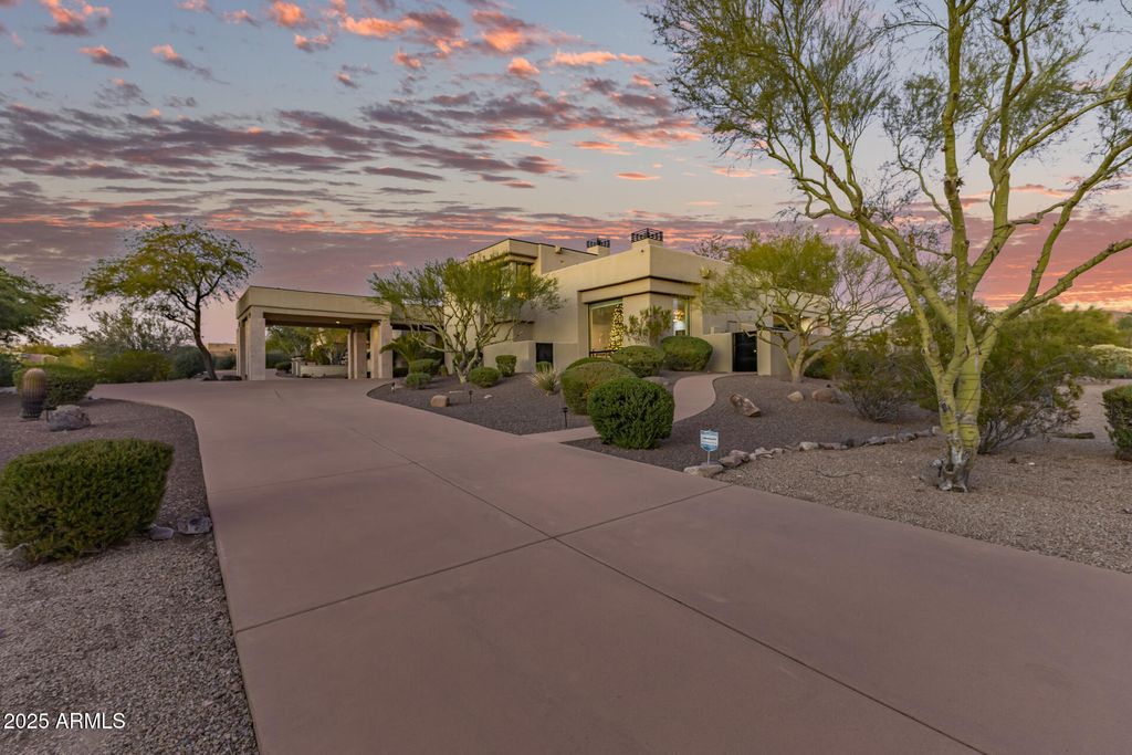 Photo of 9350 E Via Del Sol Drive, Scottsdale, AZ 85255 (MLS # 6959974)