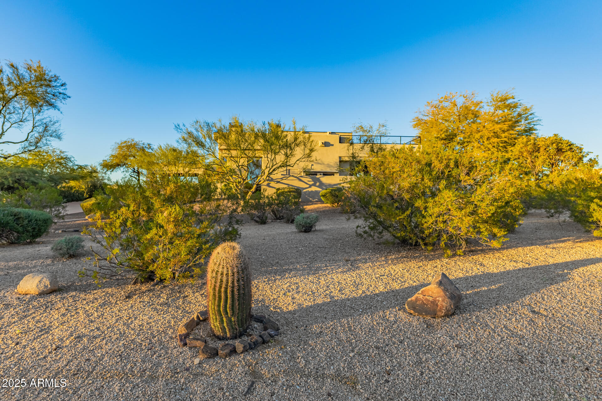 9350 E VIA DEL SOL Drive