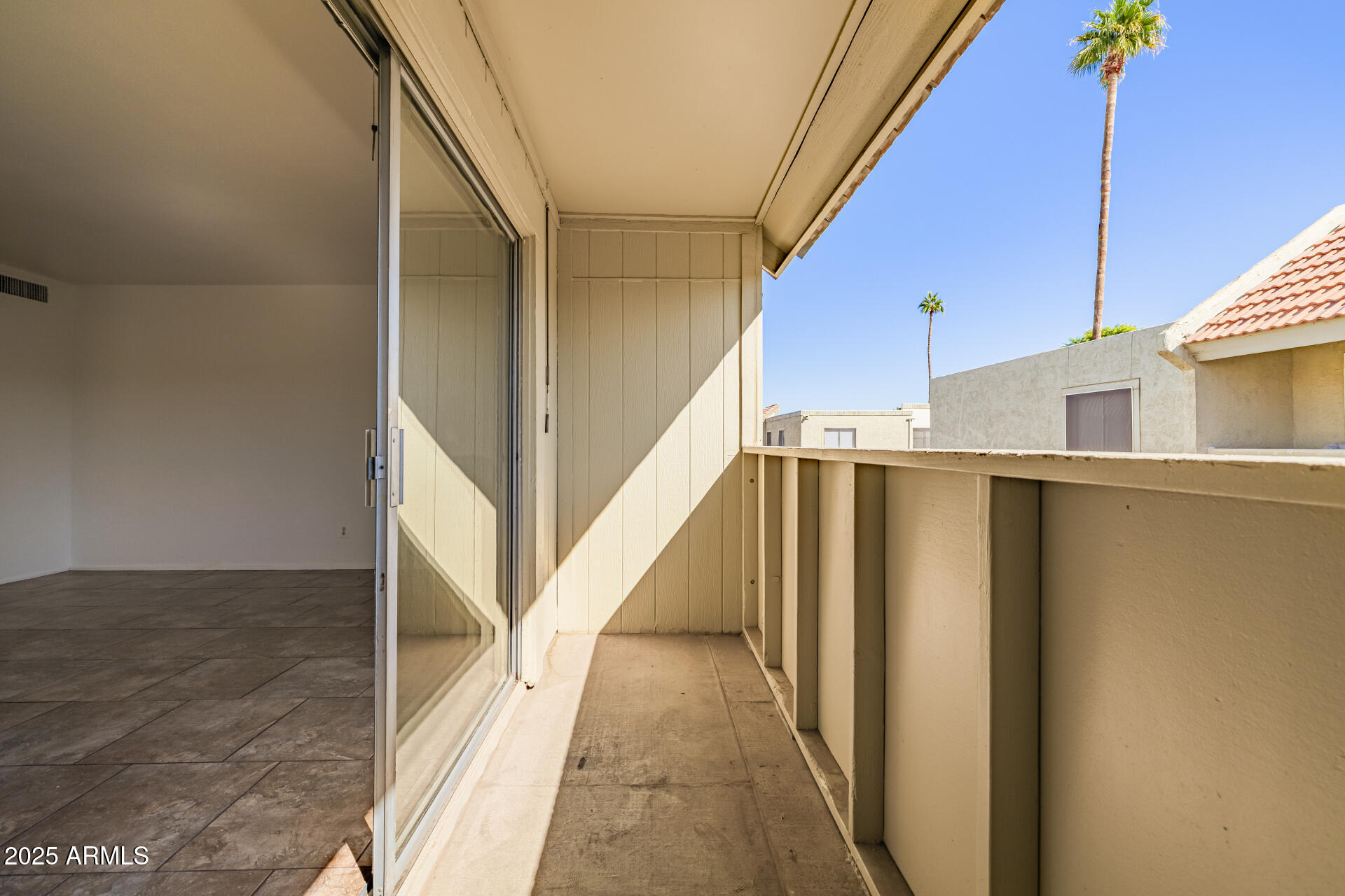 HALLCRAFT VILLAS WEST 8 - Residential