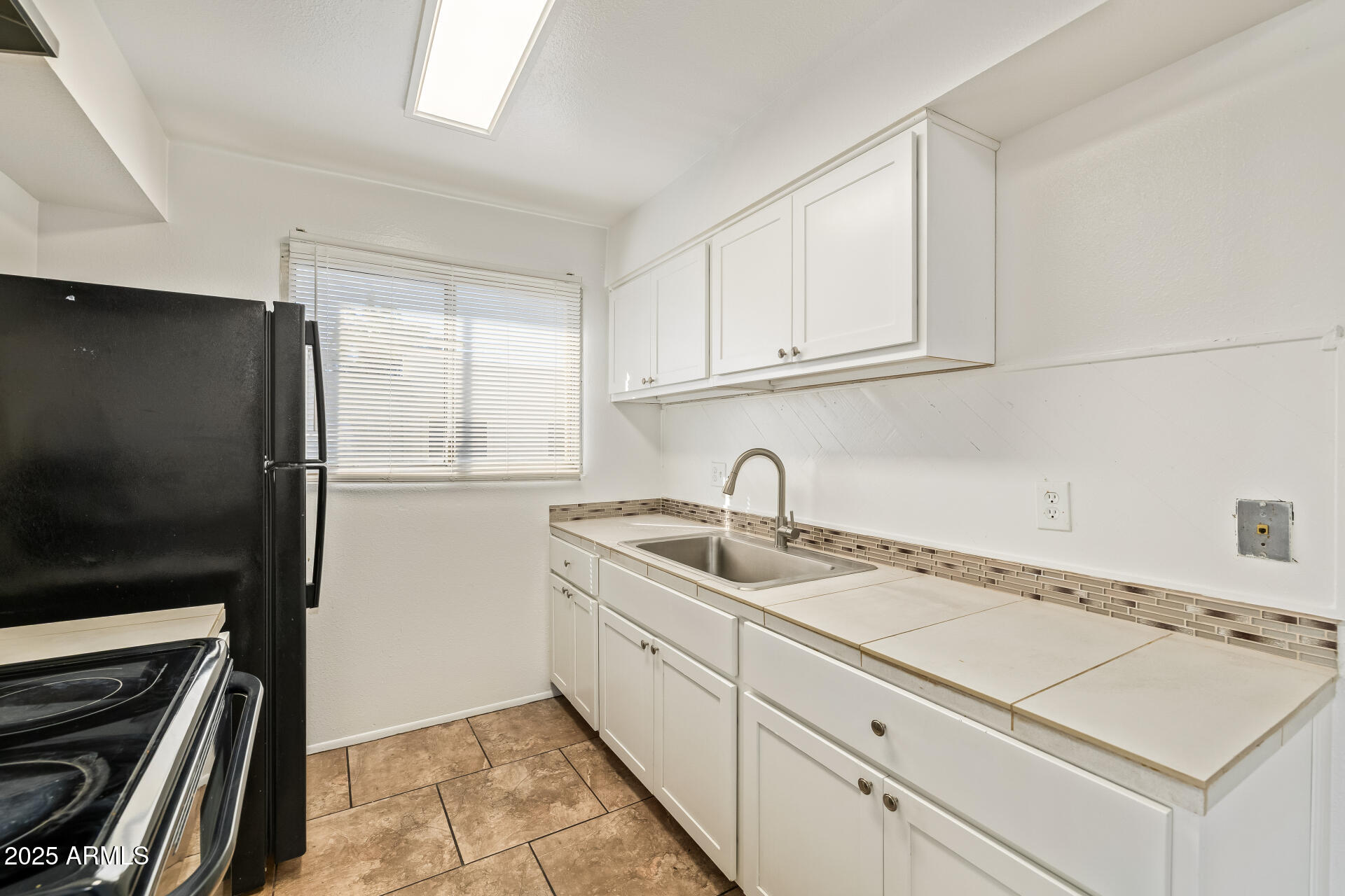 HALLCRAFT VILLAS WEST 8 - Residential
