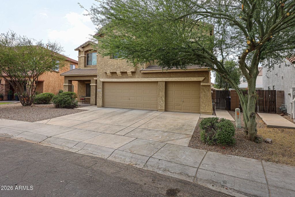 Photo of 9323 W Bennet Plaza, Phoenix, AZ 85037 (MLS # 7030769)