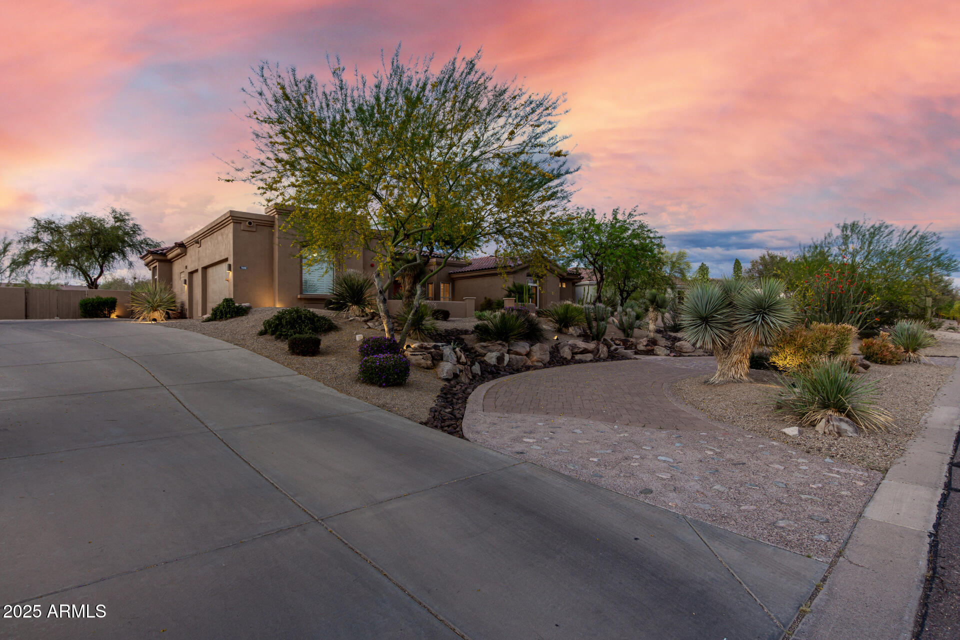 7848 E PARKVIEW Lane
