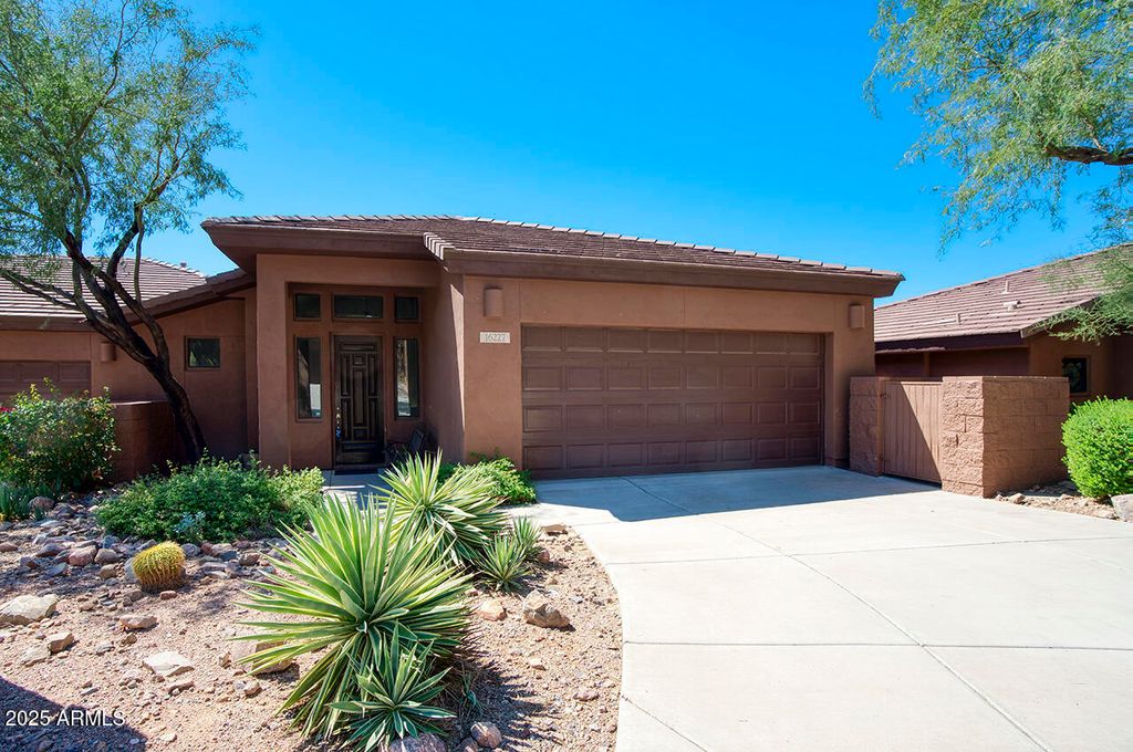 Photo of 16227 E Links Drive, Fountain Hills, AZ 85268 (MLS # 6928151)