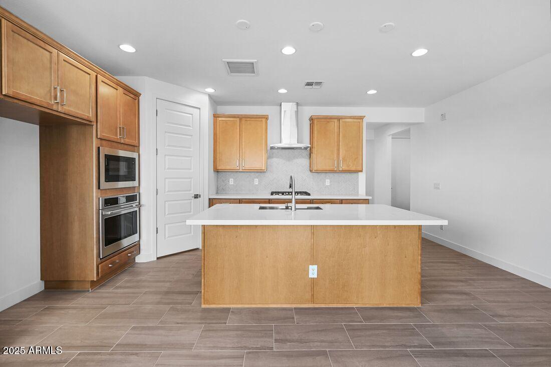 17153 W SWEET IRON Pass