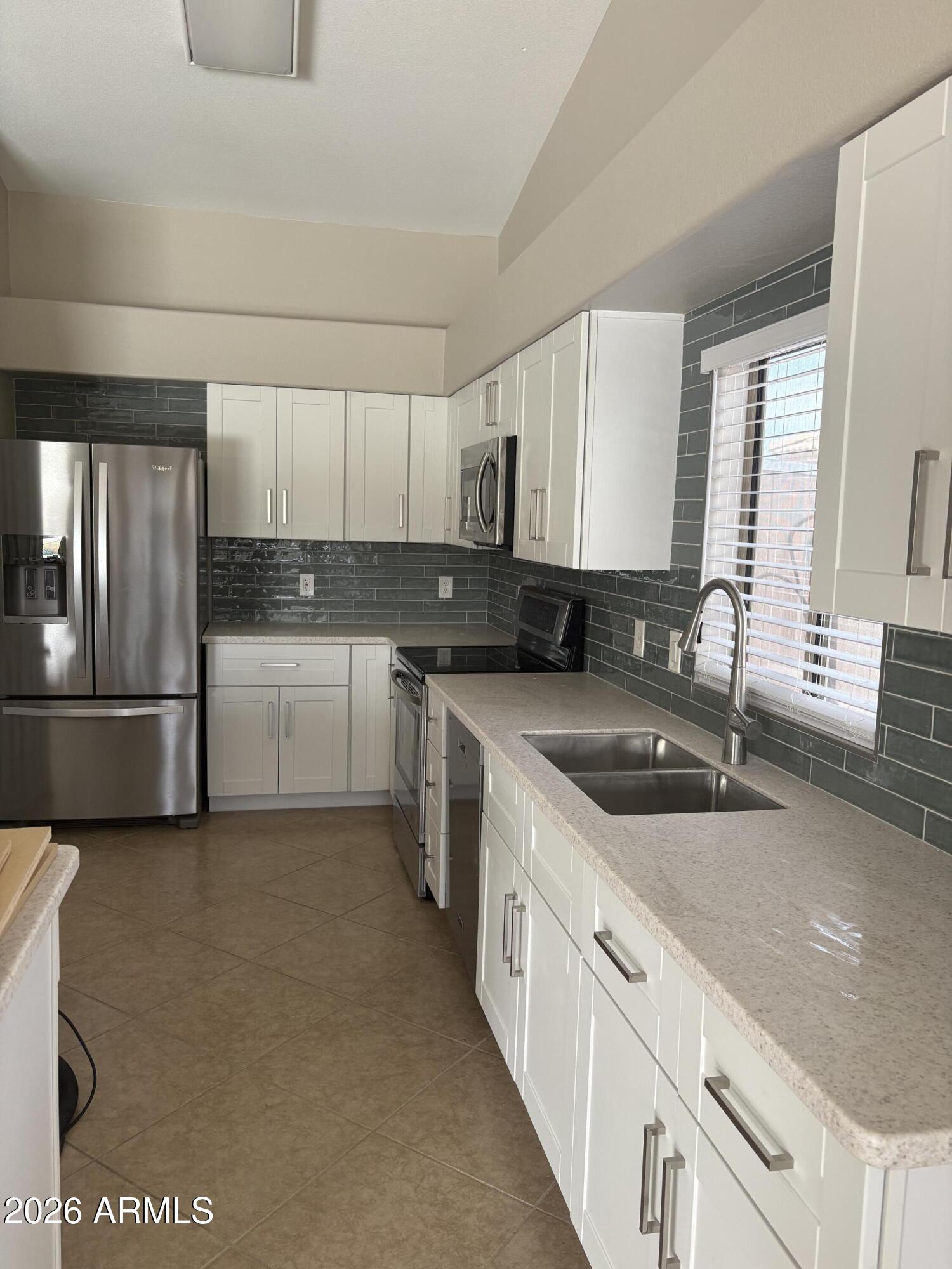 13221 W OCOTILLO Lane